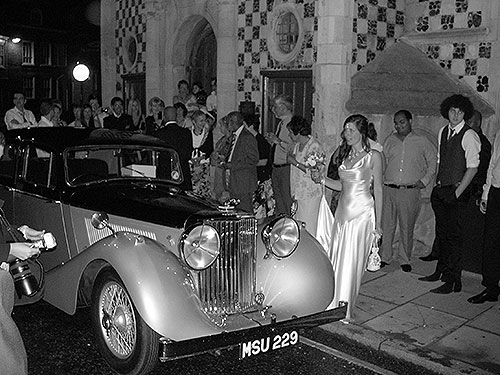 You too can have a "Film Star" wedding when you book a car from The Marriage Carriage Company.